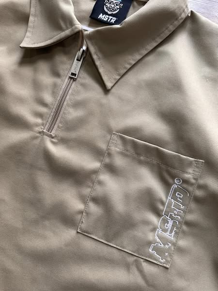 MSTR - ZIP COLLECTION "ZIP" POLO SHIRT (KHAKI)